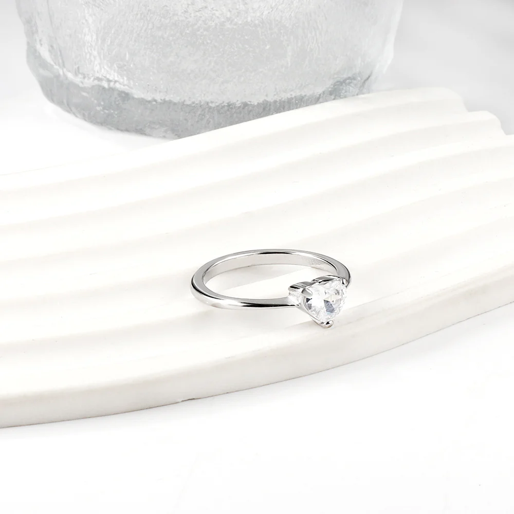 Grace Solitaire Ring ~ Waterproof