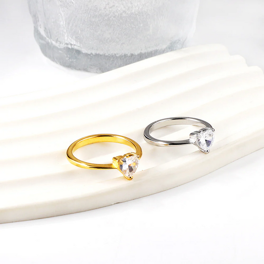 Grace Solitaire Ring ~ Waterproof