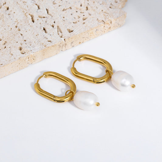 Oasis Freshwater Pearl Earrings