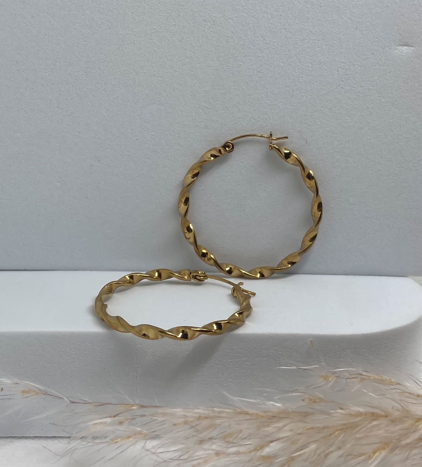 Neve Gold Twist Hoops