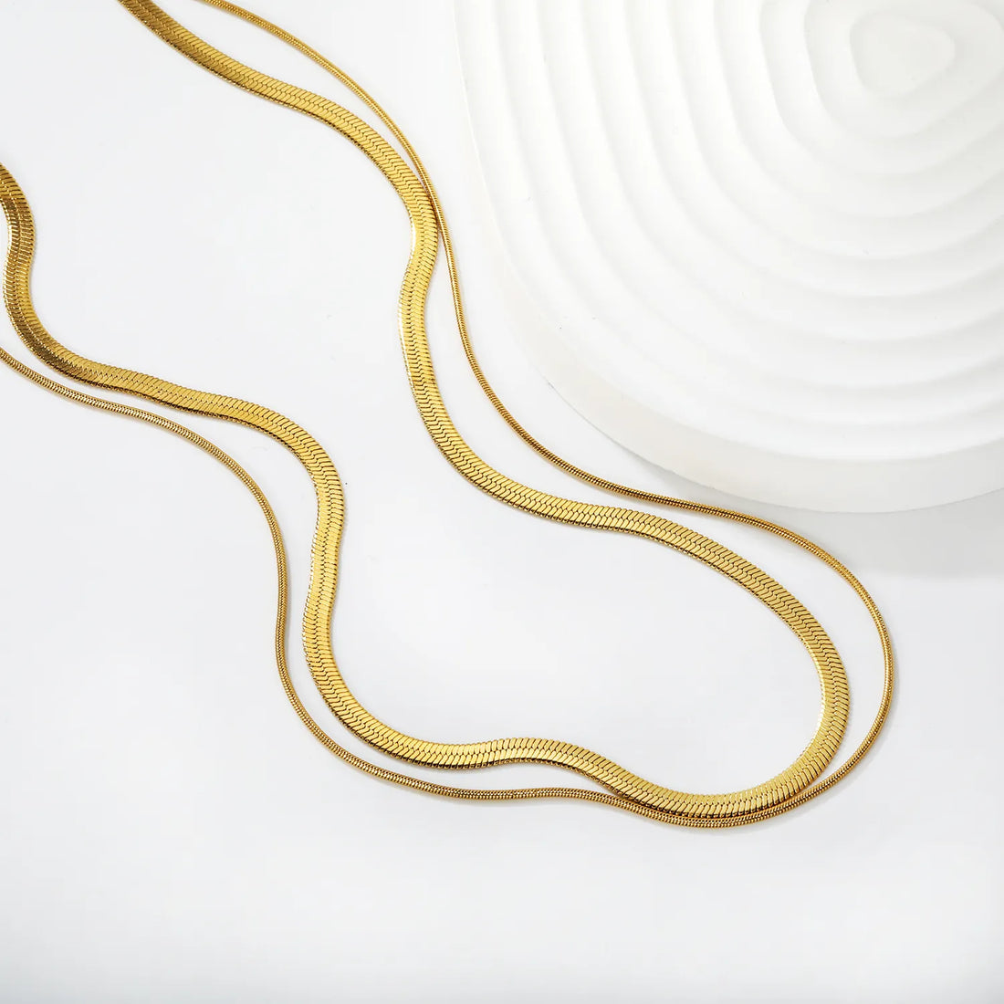 Golden Flow Layered Chain ~ Waterproof