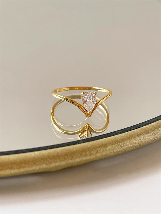 Miss Dazzle Ring ~ Waterproof