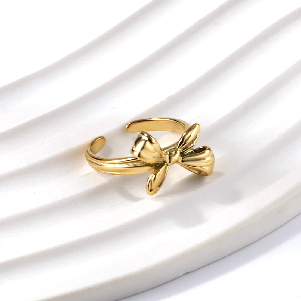 Bow Belle Ring ~ Waterproof