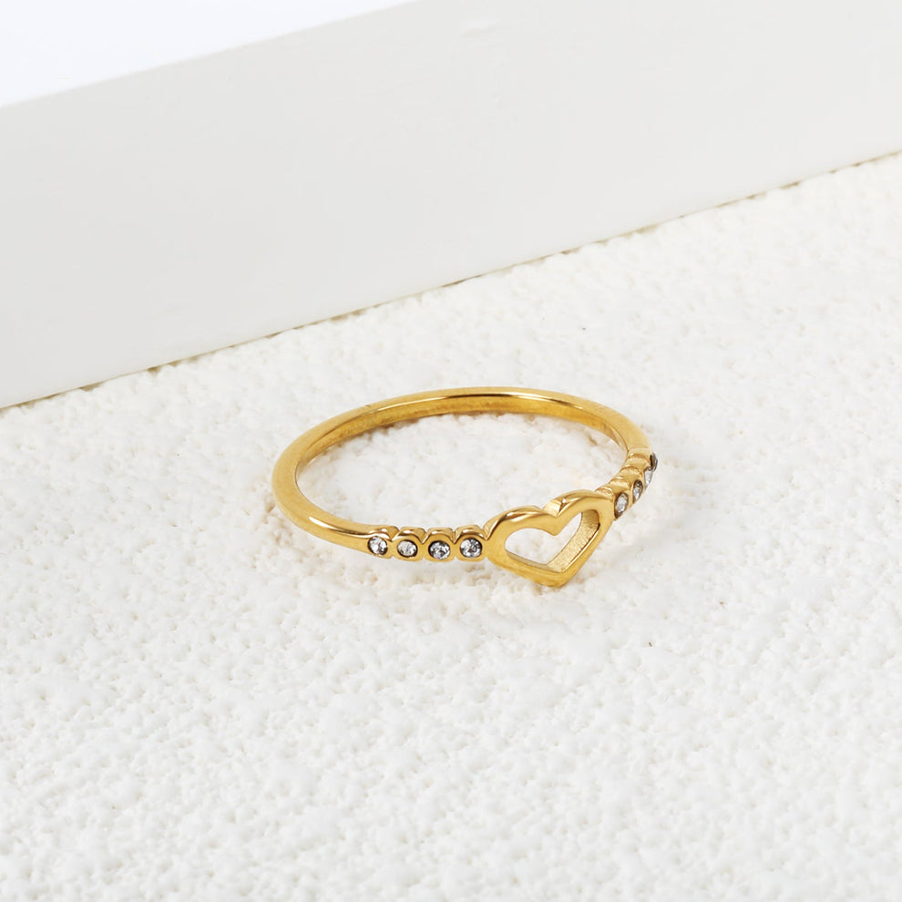 Virelle Heart Ring ~ Waterproof