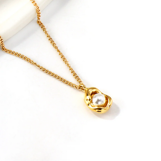 Bayside Pearl Necklace ~ Waterproof