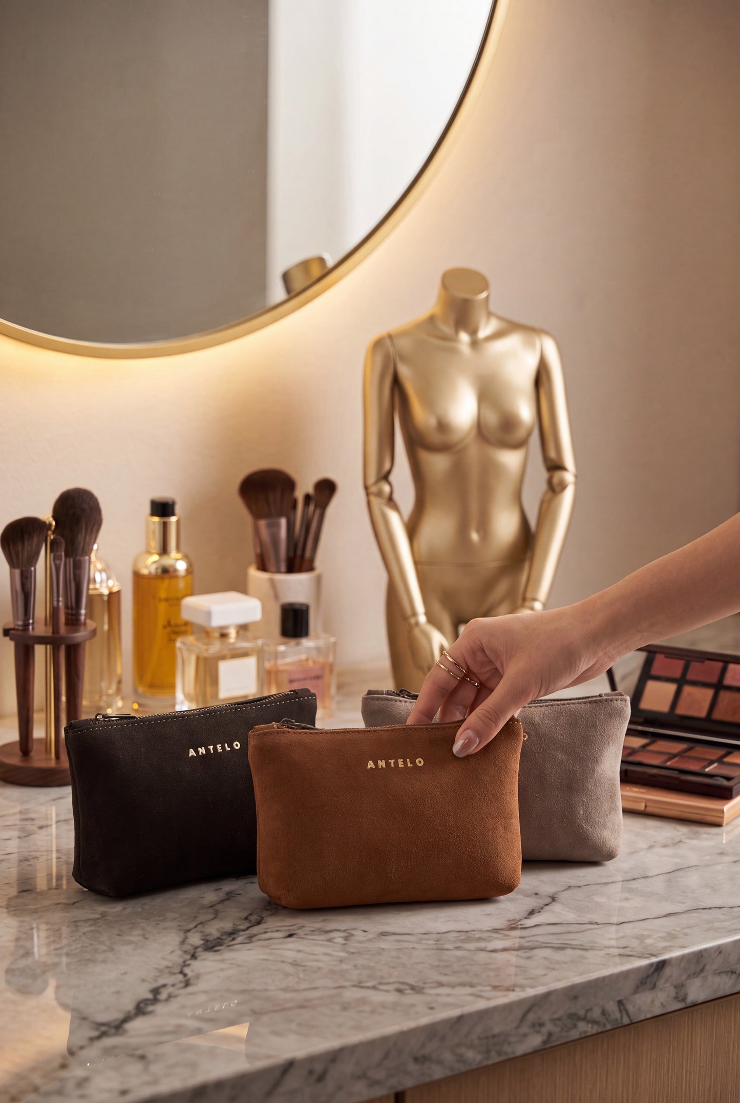 Antelo Norris Leather Zip Pouch